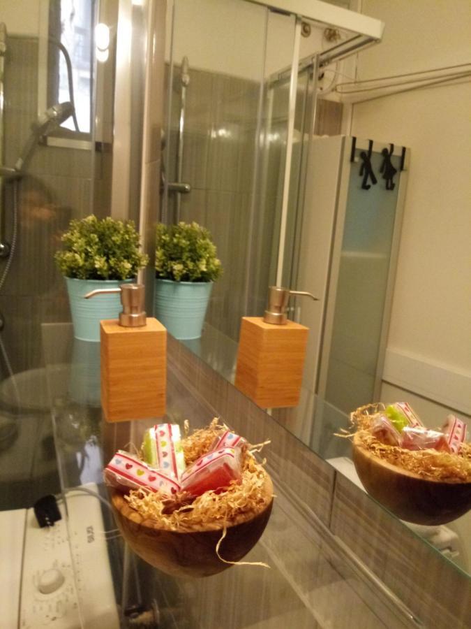 Vesuvius A Mezzocannone Apartment Napoli Ngoại thất bức ảnh